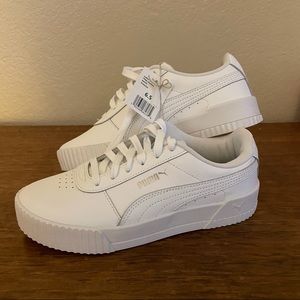 |NWT| Size 6.5 White Carina Puma Sneakers